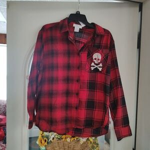 New Life Love Is For Eternity Red Black Plaid Flannel Shirt  Skull Women's M
